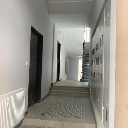 Nowoczesny Apartament: Targi Mtp I Pkp Apartment