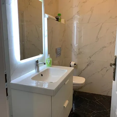 Apartment Nowoczesny Apartament: Targi Mtp I Pkp Poznan
