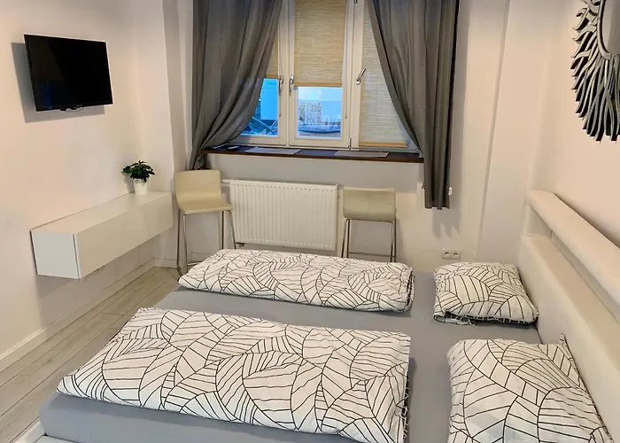 Nowoczesny Apartament: Targi Mtp I Pkp Apartment